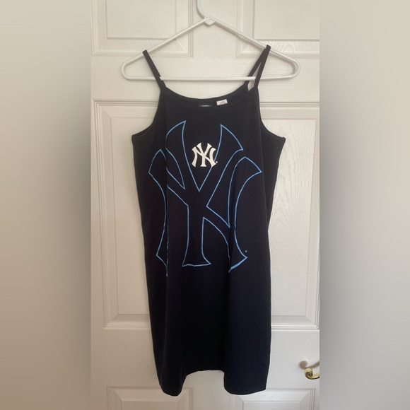 New York Yankees team logo bodycon dress with spaghetti straps, never worn - Picture 1 of 1